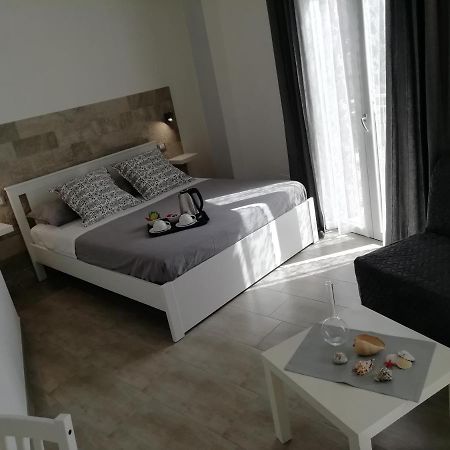 Dove Sorge Il Sole Bed & Breakfast Custonaci Bagian luar foto