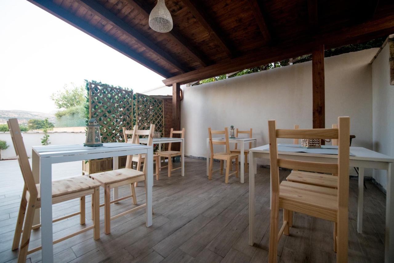Dove Sorge Il Sole Bed & Breakfast Custonaci Bagian luar foto